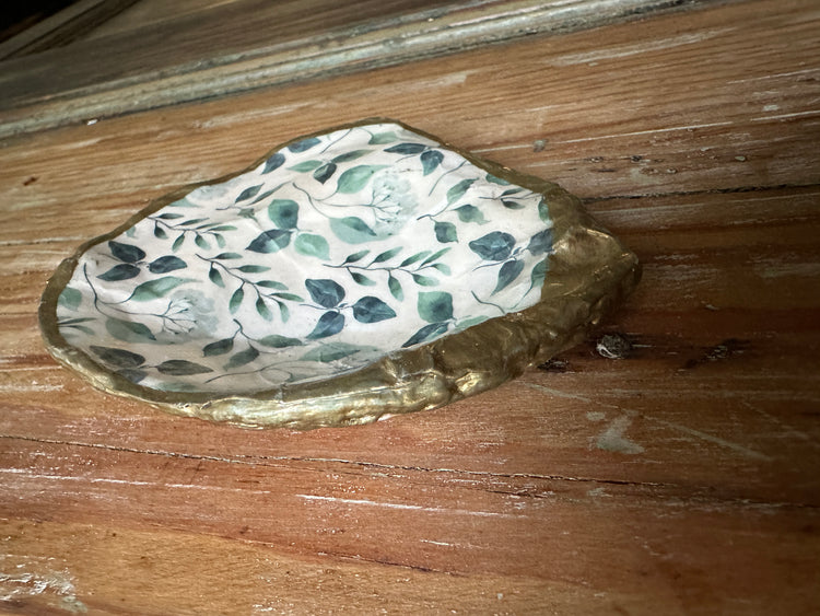 Decorative Green Floral Seashell Ring Holder | Authentic New England Seashell