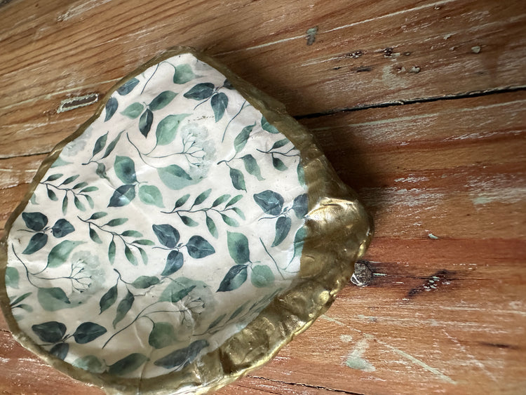 Decorative Green Floral Seashell Ring Holder | Authentic New England Seashell