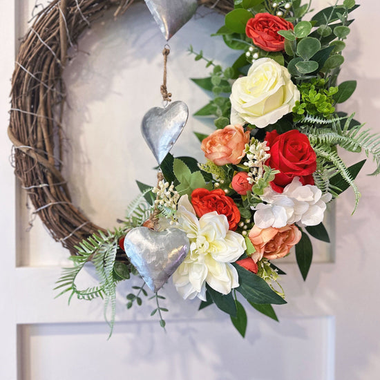 Red & Ivory Lighted Wreath With Heart Charm.