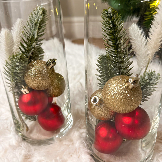 Christmas Decorative Bauble Glass Vase Set.