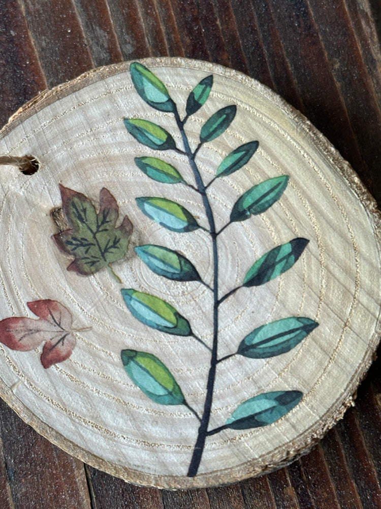 Wood Slice Leaf and Butterfly Vase and Doorknob Ornament