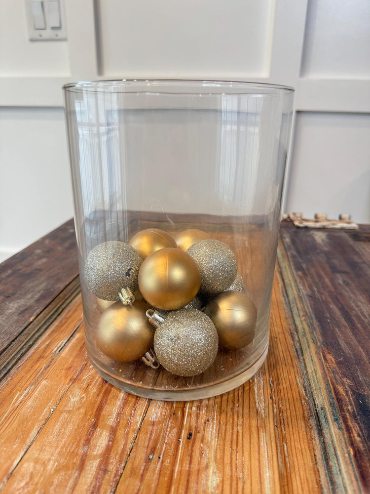 Gold Ornament Glass Vase Centerpiece | Matte & Glitter Ornaments | Modern Christmas Table Decor