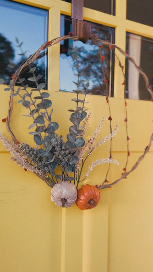 Fall Pumpkin Wreath 14".