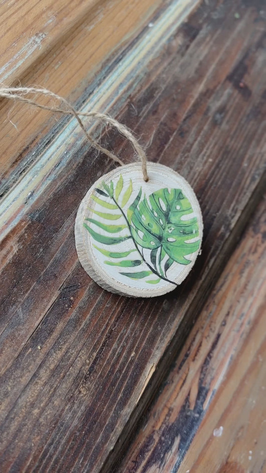 Tropical Monstera Leaf Wood Slice Doorknob and Vase Ornament